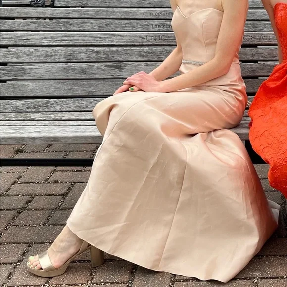 green emerald velvet dress Carmel One-Shoulder Sash Maxi Dress Champagne Selfie Leslie